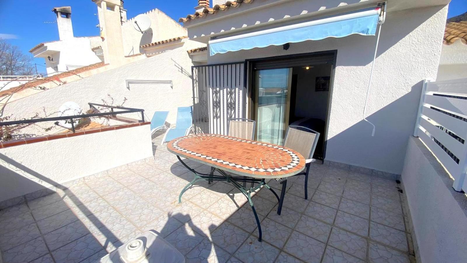 Vila Bages Roses Exteriér fotografie