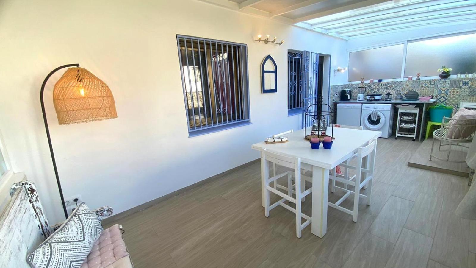 Vila Bages Roses Exteriér fotografie