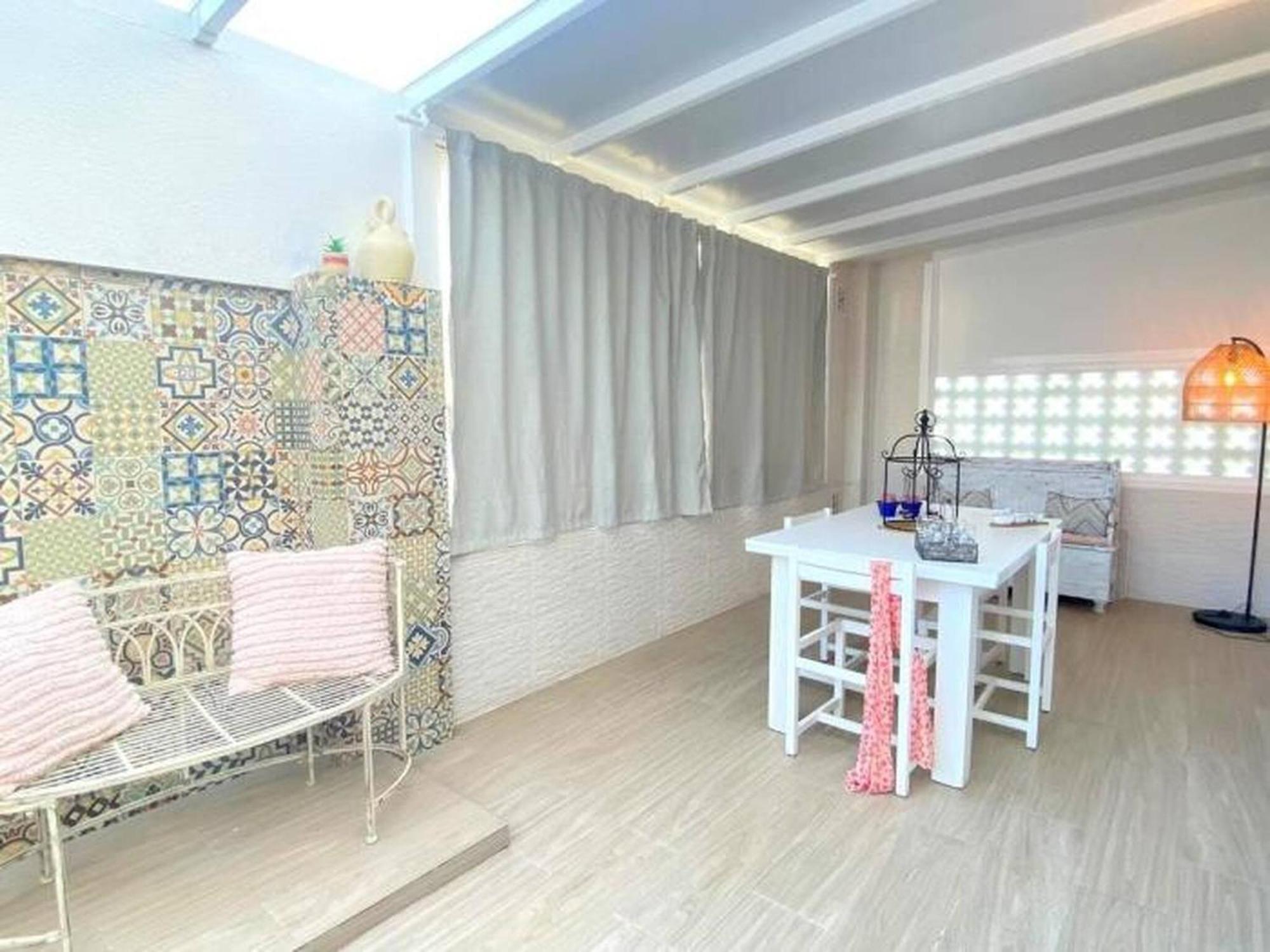 Vila Bages Roses Exteriér fotografie