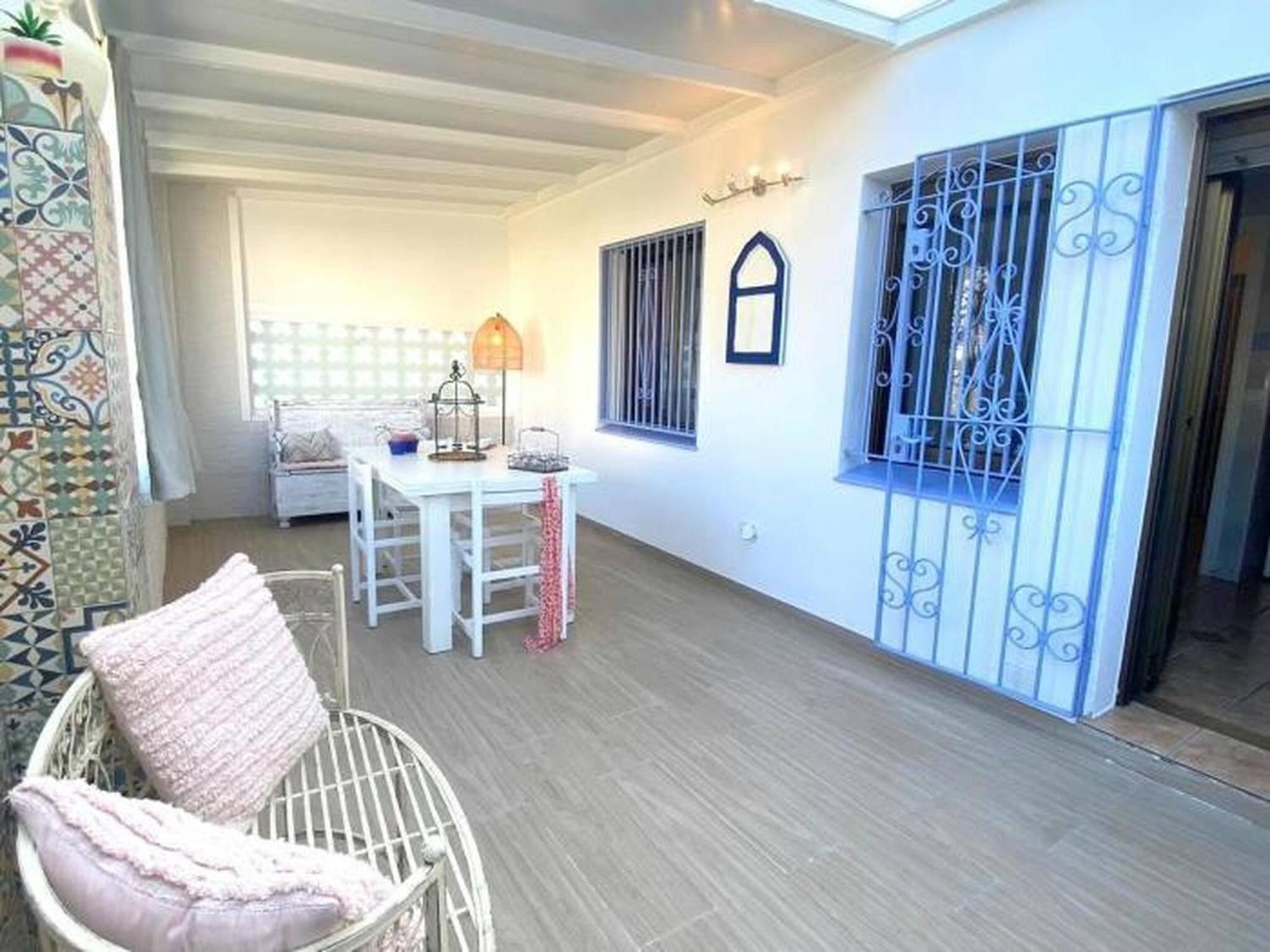 Vila Bages Roses Exteriér fotografie