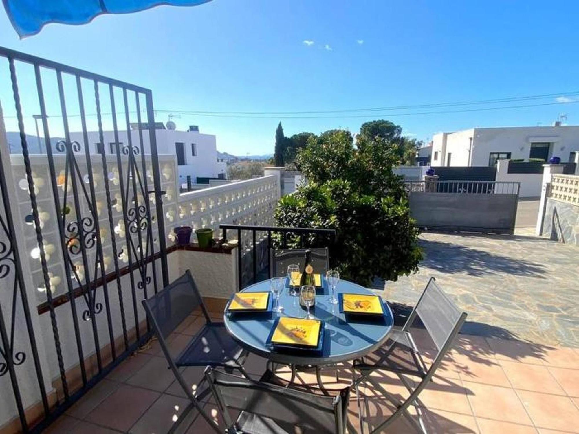 Vila Bages Roses Exteriér fotografie